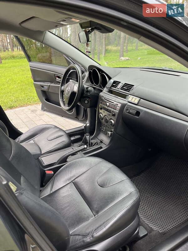 Хэтчбек Mazda 3 2008 в Житомире