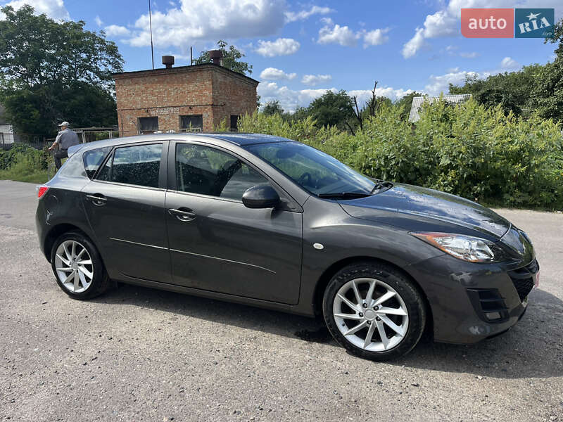 Хэтчбек Mazda 3 2009 в Ахтырке