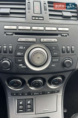 Хэтчбек Mazda 3 2009 в 
