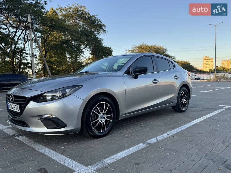 Mazda 3 2016