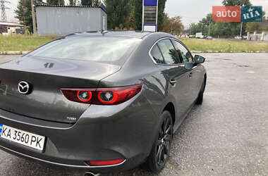 Седан Mazda 3 2022 в 