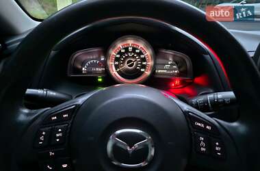 Хэтчбек Mazda 3 2014 в 