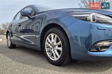 Седан Mazda 3 2017 в 