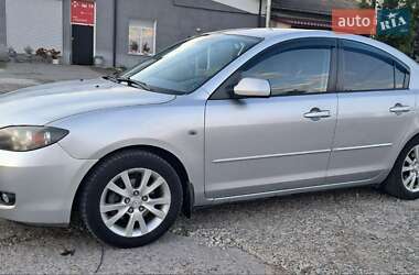Седан Mazda 3 2008 в Черновцах