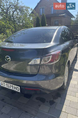 Седан Mazda 3 2010 в 
