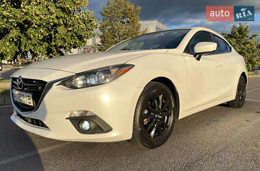 Седан Mazda 3 2015 в Киеве