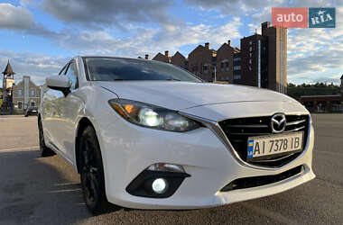 Седан Mazda 3 2015 в 