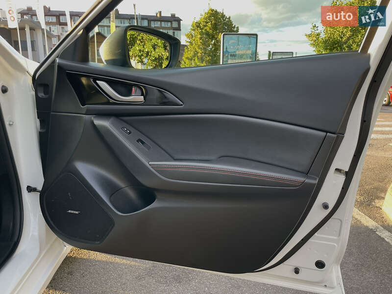 Седан Mazda 3 2015 в Києві фото 14 Седан Mazda 3 2015 в Києві