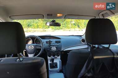 Хэтчбек Mazda 3 2010 в Желтых Водах
