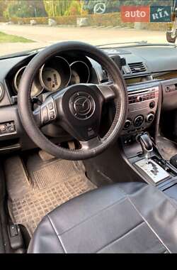 Седан Mazda 3 2006 в 