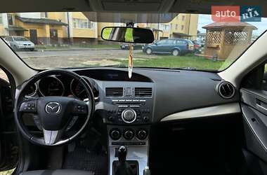 Хэтчбек Mazda 3 2010 в 