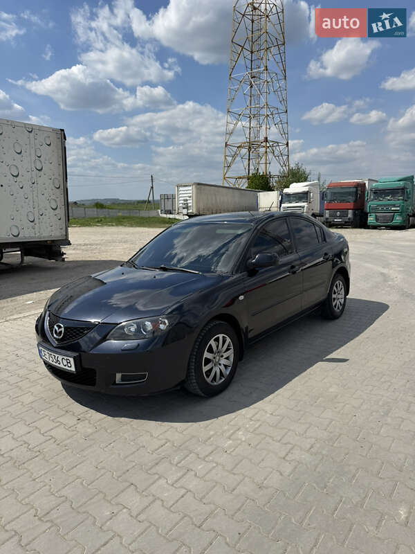 Седан Mazda 3 2008 в Черновцах