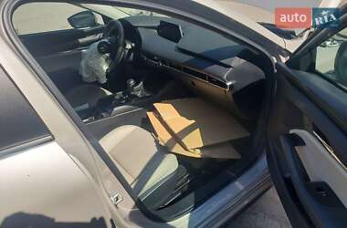 Седан Mazda 3 2023 в 