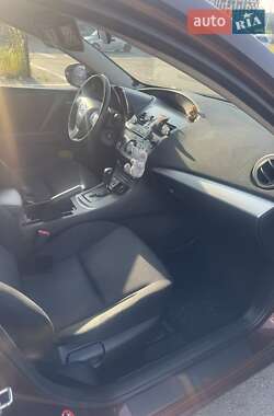 Седан Mazda 3 2012 в 