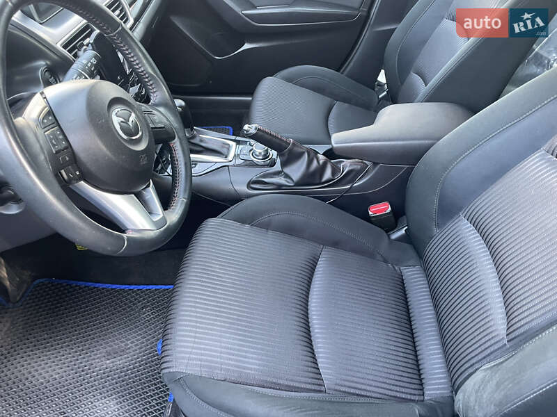 Хэтчбек Mazda 3 2014 в Каменском