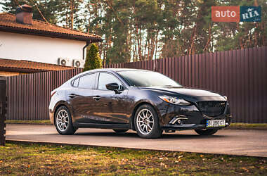 Седан Mazda 3 2015 в Миргороде
