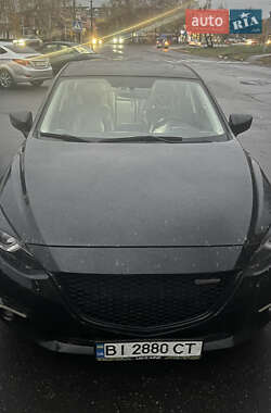 Седан Mazda 3 2015 в 
