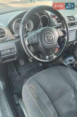 Седан Mazda 3 2006 в 