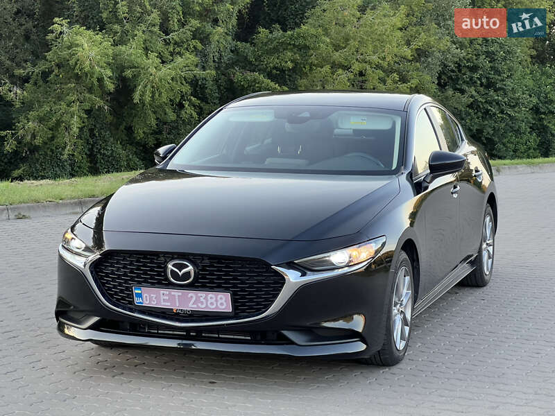 Седан Mazda 3 2020 в Бродах