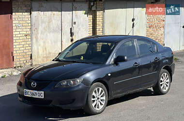 Седан Mazda 3 2004 в Киеве