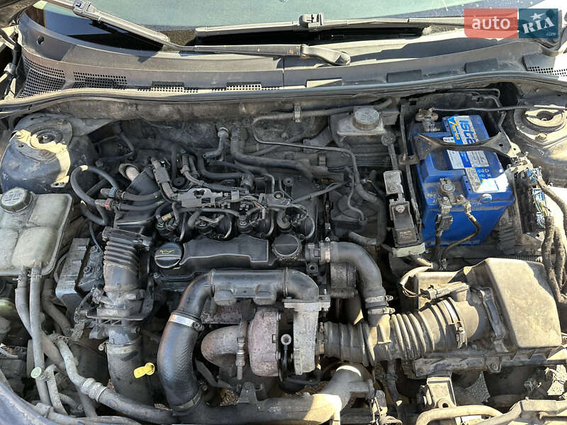 Седан Mazda 3 2004 в Киеве