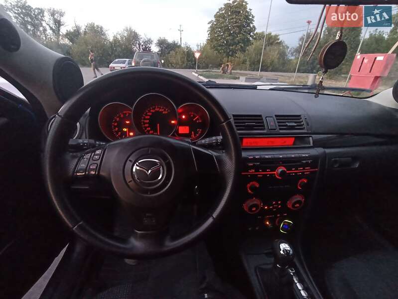 Хэтчбек Mazda 3 2005 в Терновке