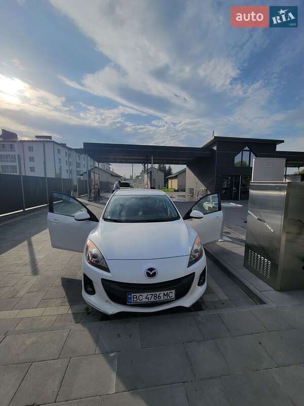 Хетчбек Mazda 3 2011 в Самборі