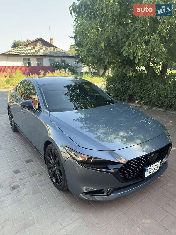 Седан Mazda 3 2022 в Черкассах