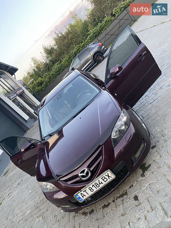Седан Mazda 3 2006 в Богородчанах