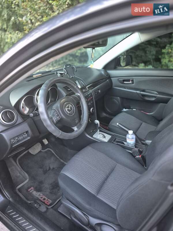 Седан Mazda 3 2007 в Виннице
