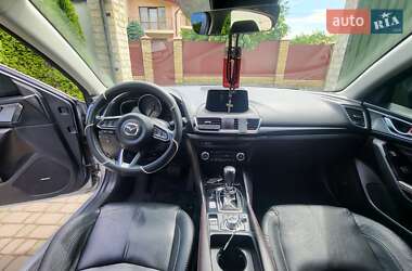 Седан Mazda 3 2018 в 