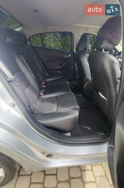 Седан Mazda 3 2018 в 