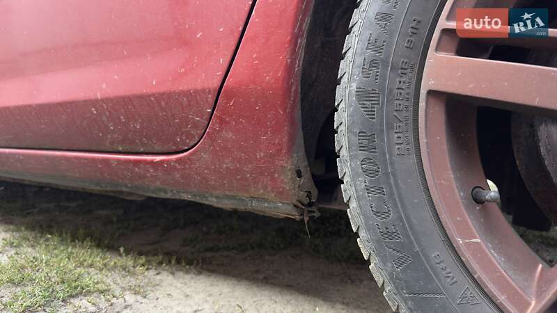 Хэтчбек Mazda 3 2006 в Борисполе