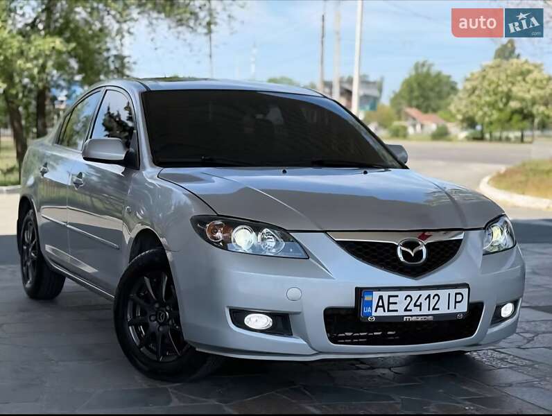 Седан Mazda 3 2007 в Дніпрі
