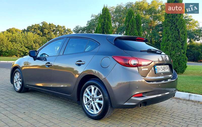 Хетчбек Mazda 3 2016 в Одесі