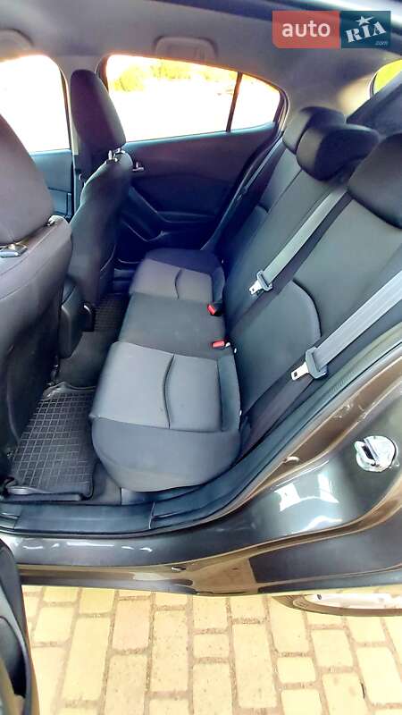 Хетчбек Mazda 3 2016 в Одесі