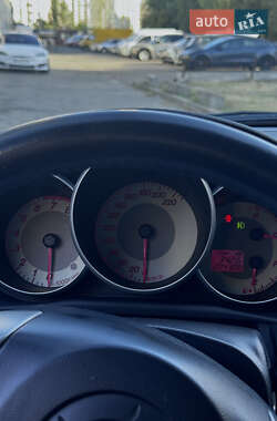 Хэтчбек Mazda 3 2007 в 