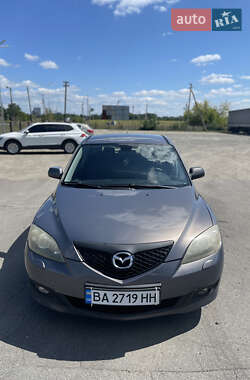 Хэтчбек Mazda 3 2007 в Каменке