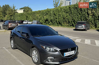 Седан Mazda 3 2015 в Києві