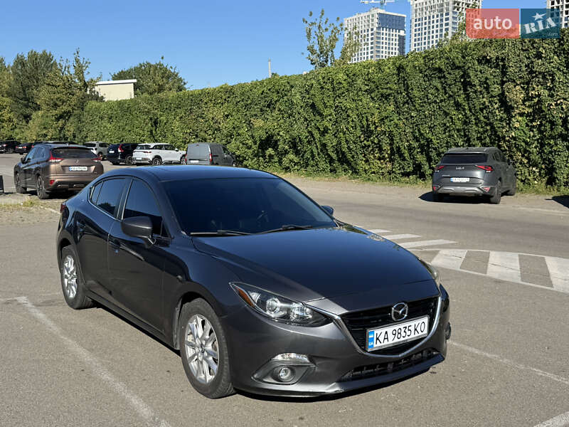 Mazda 3 2015