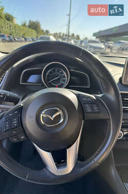 Седан Mazda 3 2015 в 