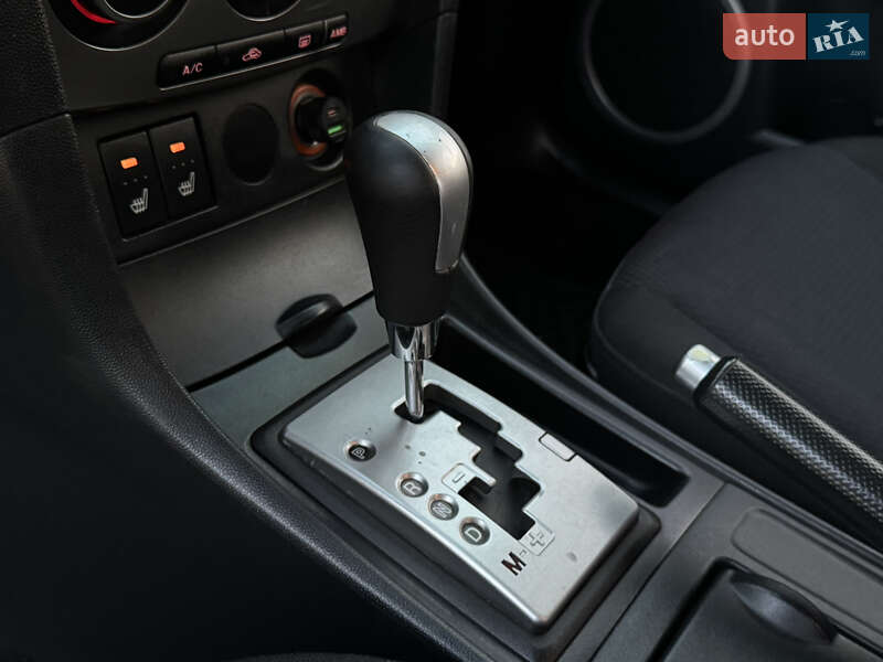 Седан Mazda 3 2007 в Ужгороде