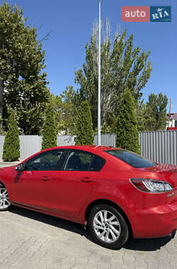 Седан Mazda 3 2013 в Одесі