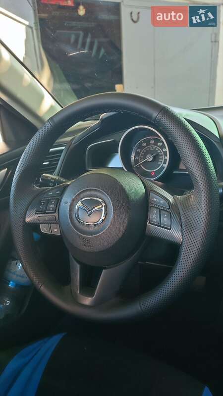 Седан Mazda 3 2016 в Дніпрі фото 2 Седан Mazda 3 2016 в Дніпрі