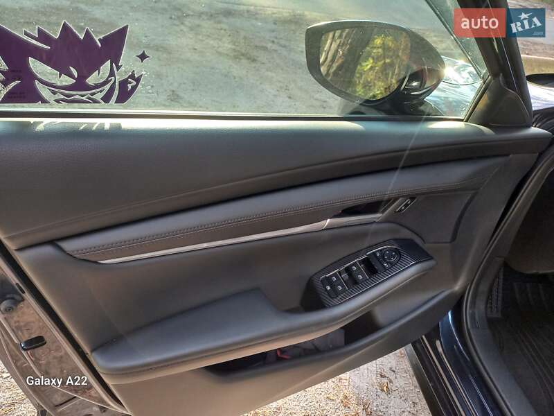 Хэтчбек Mazda 3 2024 в Киеве