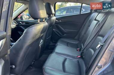 Седан Mazda 3 2014 в 