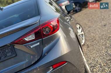Седан Mazda 3 2014 в 