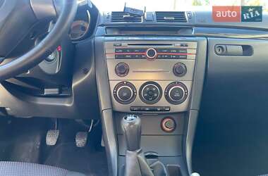 Хэтчбек Mazda 3 2007 в Ракитном