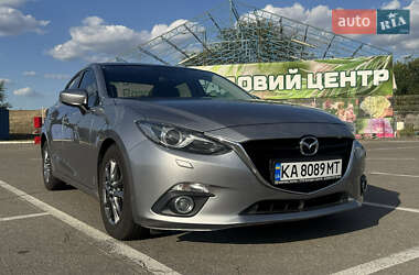 Седан Mazda 3 2016 в Києві