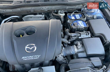 Седан Mazda 3 2017 в 